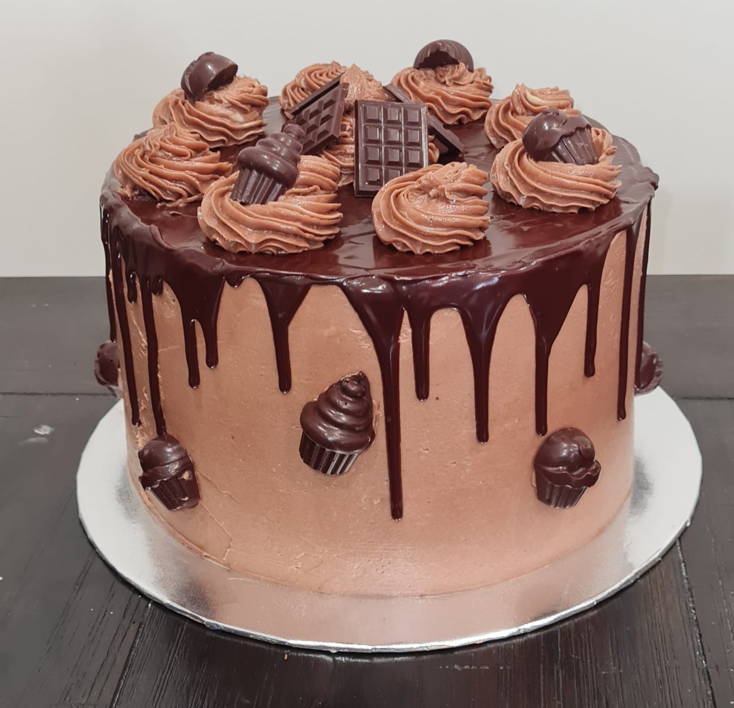 Chocolate Drip Cake